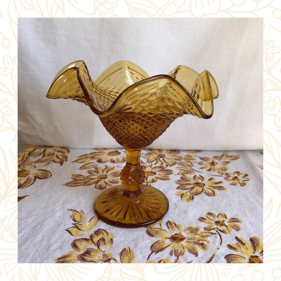 Vintage Italian Glass Amber Diamond Point Ruffled Compote Pedestal Bowl - Picture 2 of 4